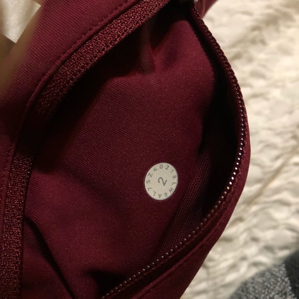 Lululemon Speed Up Tight crop